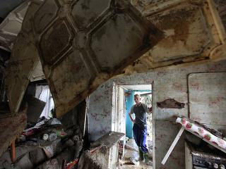 144 die in Russia floods