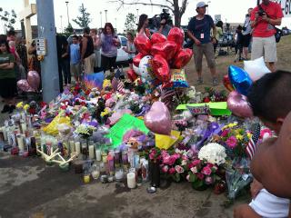 Shrine to massacre victims in Colorado