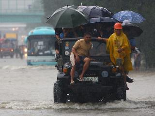 After break, heavy rain resumes in Metro Manila