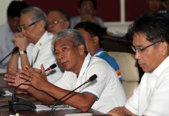 Town mayor accuses Pangasinan governor of being a jueteng lord