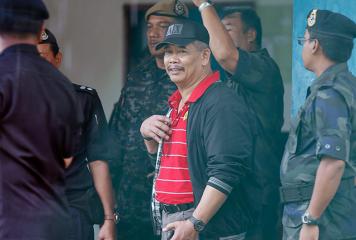 Malaysian cops, troops surround Filipino armed group in Sabah 