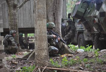 Hunt for elusive Sulu gunmen continues in Sabah