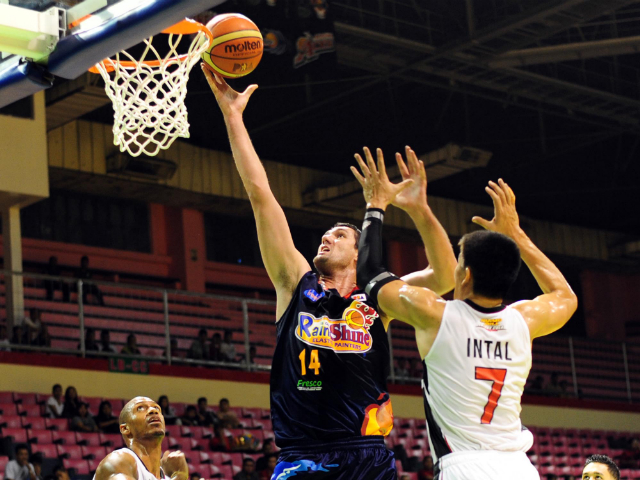 PBA: Chan hits game winner as Rain or Shine downs Barako