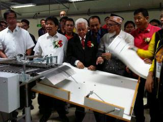 Comelec, Palace officials witness printing of last ballot 