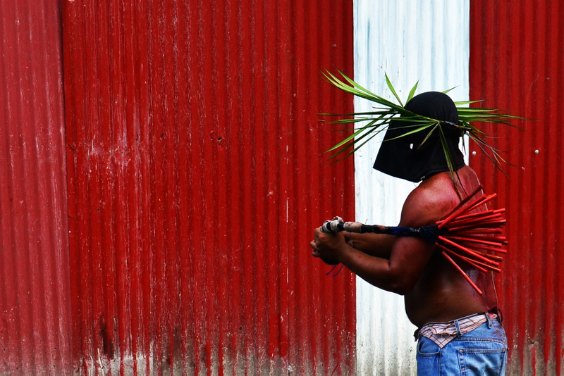 self-flagellation-in-tondo-manila-on-good-friday-photos-gma-news